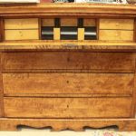 795 4684 CHEST OF DRAWERS